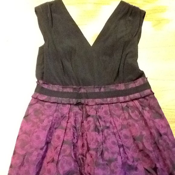 Gorgeous Black and Fuschia Party Dress - Picture 4 of 10